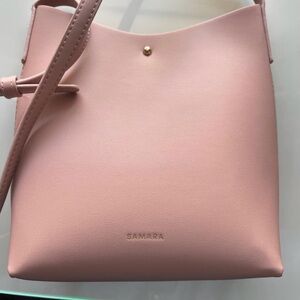 Beautiful Pink Purse NWOT